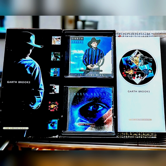 New Sealed-Garth Brooks The Limited Series 6 Music CD Box Set #1 Hits BRAND NEW - Picture 3 of 4